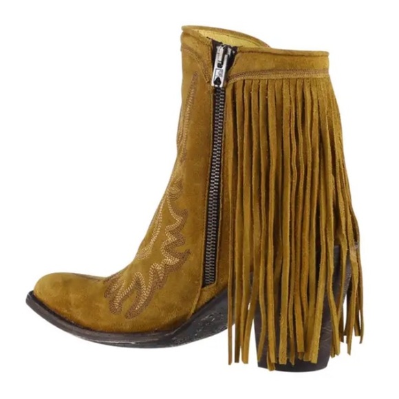 Old Gringo Tan Heeled Boots with Fringe - Picture 4 of 11